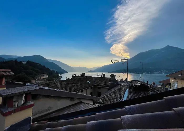 Skyway With Private View Terrace Apartment