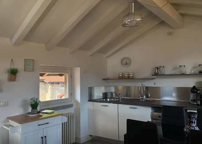 Skyway With Private View Terrace Apartment *