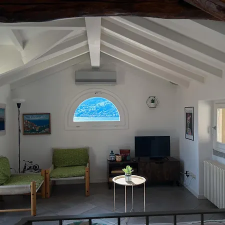 Skyway With Private View Terrace *