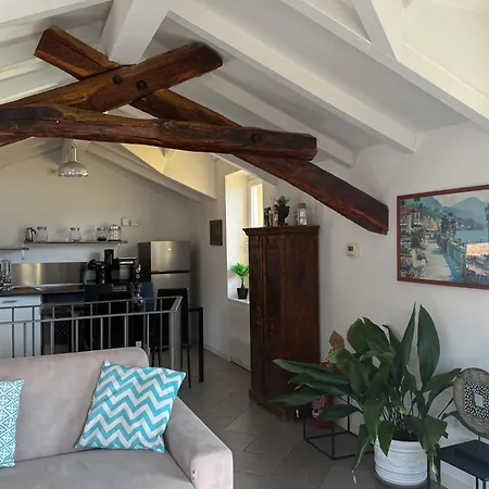 Skyway With Private View Terrace Apartament