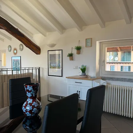 Skyway With Private View Terrace Apartament