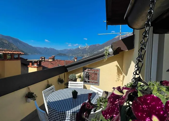 Lägenhet Skyway With Private View Terrace